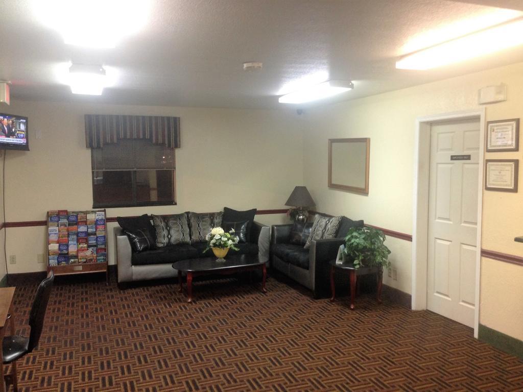Super 8 By Wyndham Sikeston/Miner Area Hotel Exterior photo