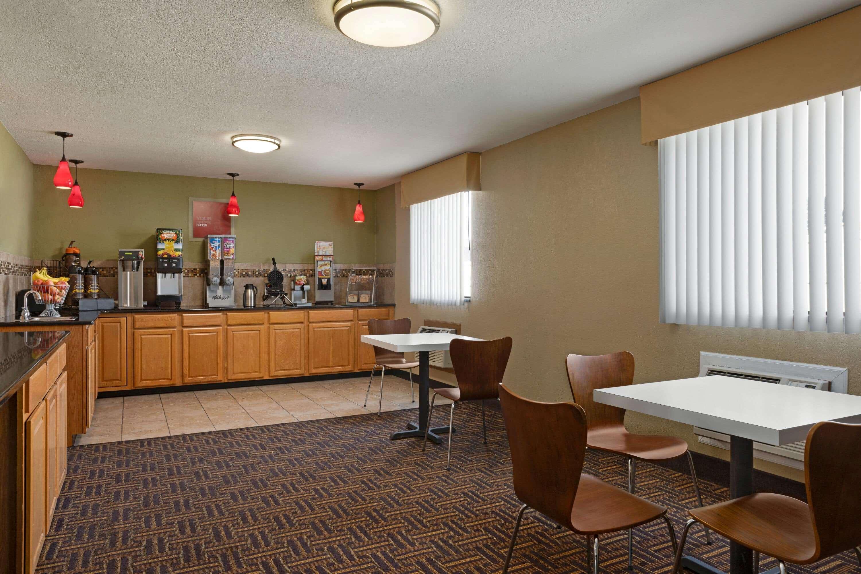 Super 8 By Wyndham Sikeston/Miner Area Hotel Exterior photo